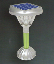 Load image into Gallery viewer, Solar Lawn Light